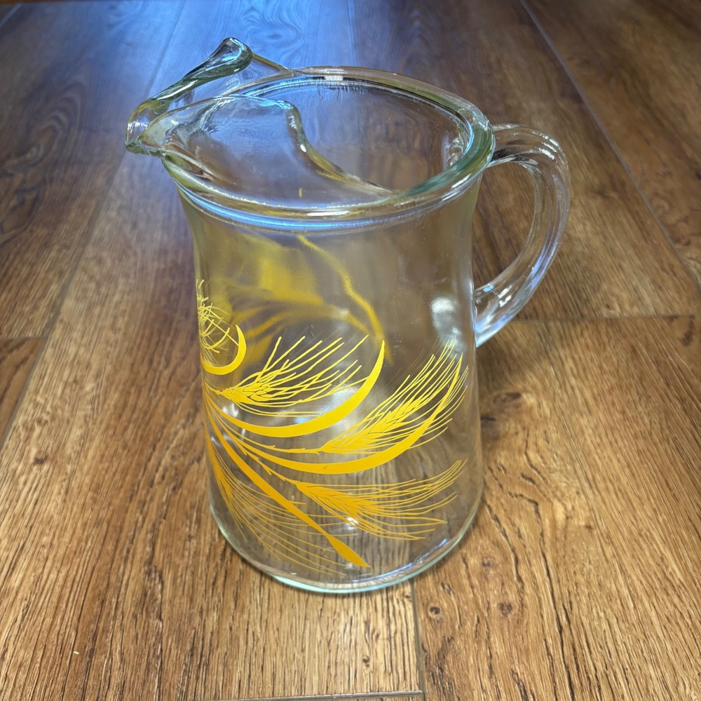 Vintage Libbey Golden Wheat Glass Pitcher with Ice Lip 9" Mid Century modern 70s